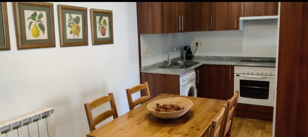 Apartament Check-In Casas Labert Benasque Zewnętrze zdjęcie