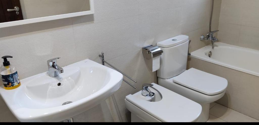 Apartament Check-In Casas Labert Benasque Zewnętrze zdjęcie